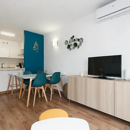 Uhc Michelangelo Apartment