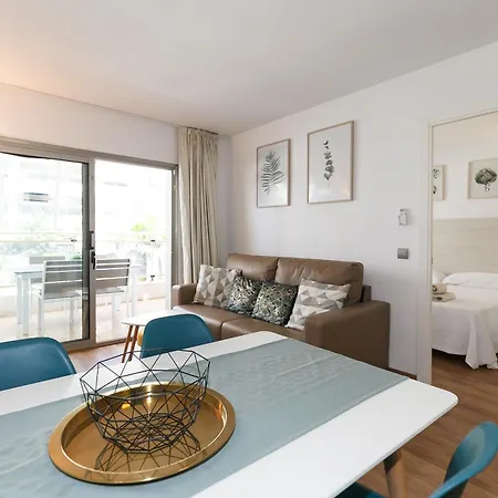 Apartment Uhc Michelangelo Salou